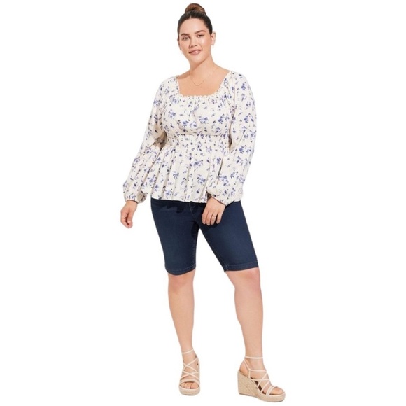 NWT TORRID Rayon Slub Waist Detail Blouson Sleeved Blouse in Floral White 2X - Picture 2 of 11